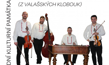 Večerní posezení u cimbálu