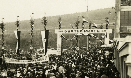 PRVNÍ MÁJ - PRÁCE ČAS